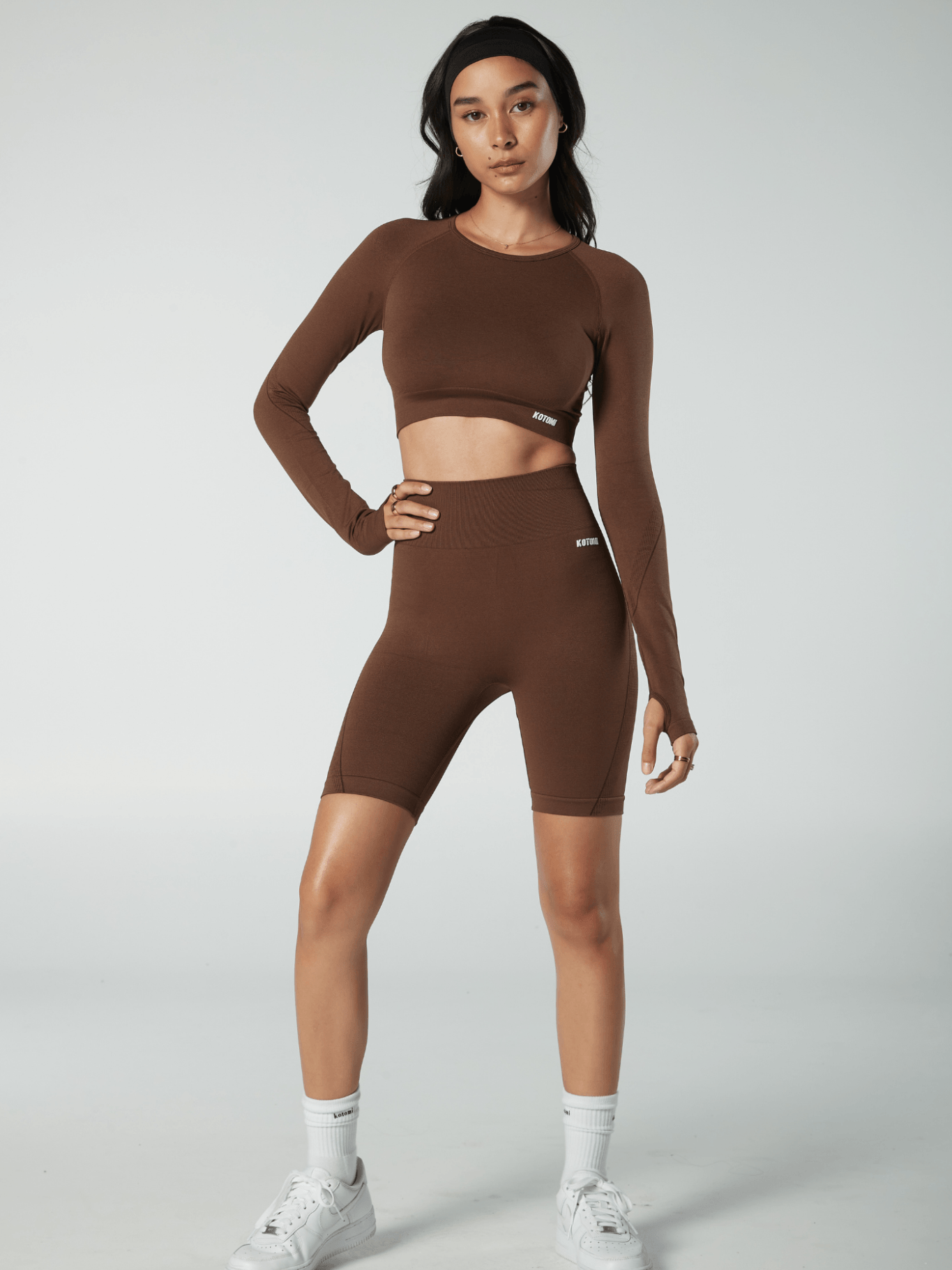 Verve Long Sleeve Crop Top / Mocha - Kotomi Active